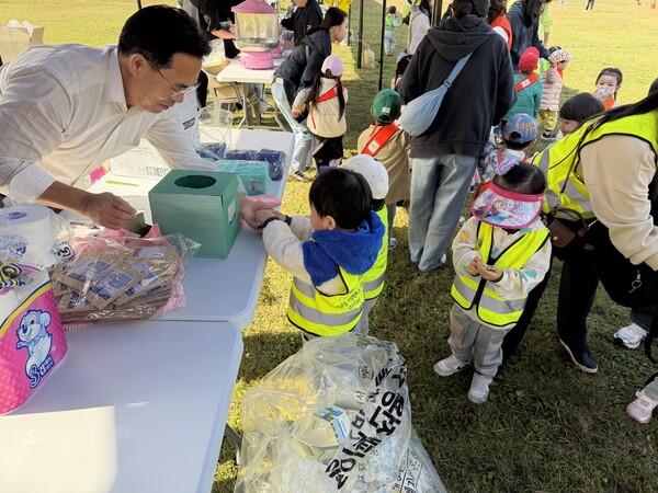 ▲ 폐건전지 수거사업.