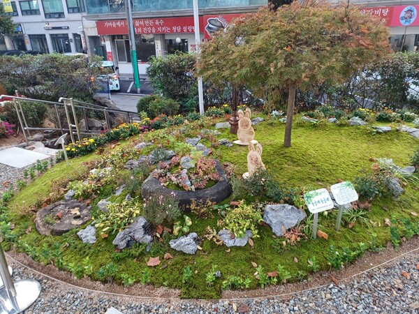 ▲ 이(끼)로운 탄소중립 마을정원.