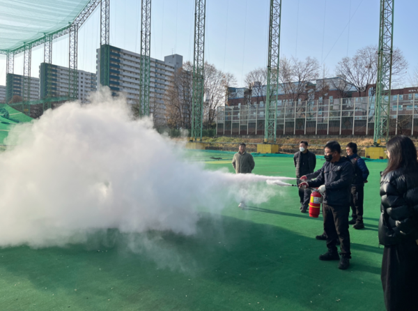 ▲ 광명도시공사 체육시설 소방훈련 실시 모습.