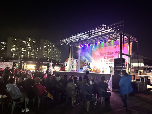 ▲ 2025 이동형 무대 ‘아트트럭’ 운영 사진.