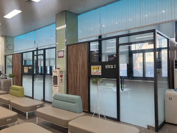 ▲ 민원접견실 설치 모습.