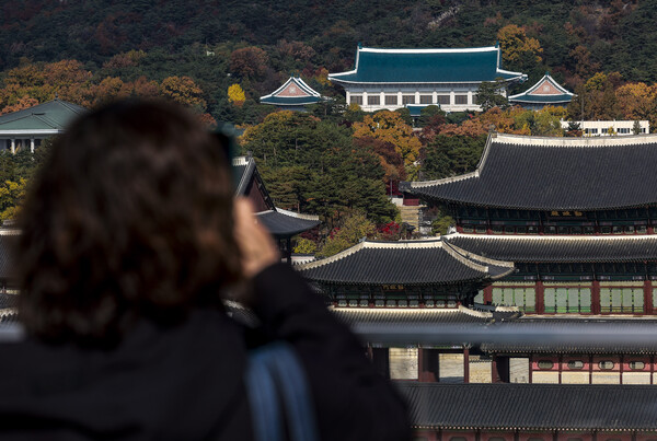 ▲ 서울 종로구 대한민국역사박물관 전망대에서 청와대가 보이고 있다. /뉴시스