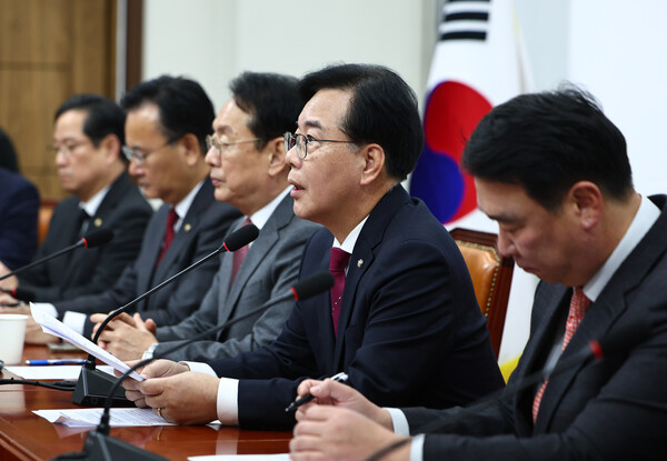 ▲ 송언석 국민의힘 원내대표가 30일 오전 서울 여의도 국회에서 열린 원내대책회의에서 발언하고 있다. /뉴시스