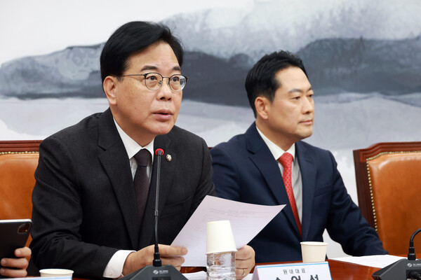 ▲ 발언하는 송언석 원내대표. /뉴시스