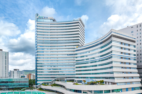 ▲ 경기도청 전경.<br>