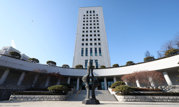 ▲ 검찰청 폐지를 골자로 하는 정부조직법 개정안에 따라 검찰청이 78년 만에 폐지된다. 사진은 서울 서초구 대검찰청. /뉴시스