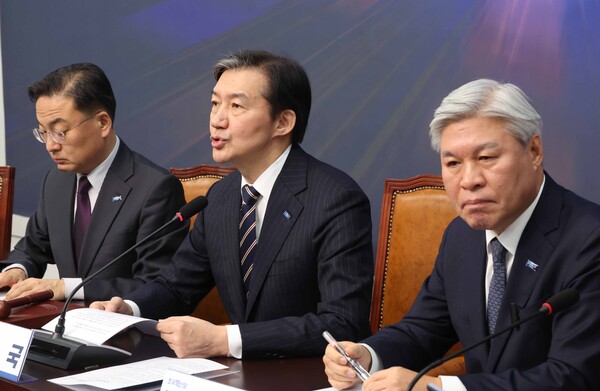 ▲ 조국 조국혁신당 대표가 19일 오전 서울 여의도 국회에서 열린 ‘중수청법ㆍ공소청법 대안입법 관련 최고위ㆍ의총ㆍ끝까지간다특위 연석회의’에서 발언을 하고 있다. /뉴시스