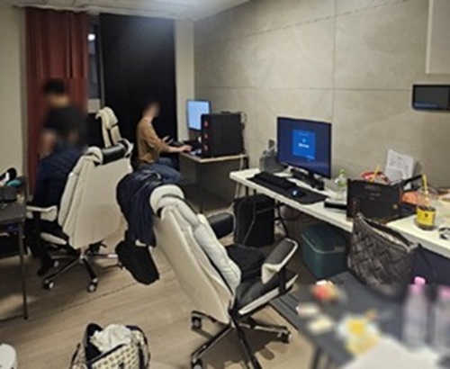 ▲ 서울동부지검 보이스피싱범죄 합동수사부(합수부)는 범죄단체조직, 범죄조직가입 및 활동, 통신사기피해환급법위반 등 혐의로 13명을 입건하고 7명을 구속기소했다고 21일 밝혔다.(사진=서울동부지검 제공)