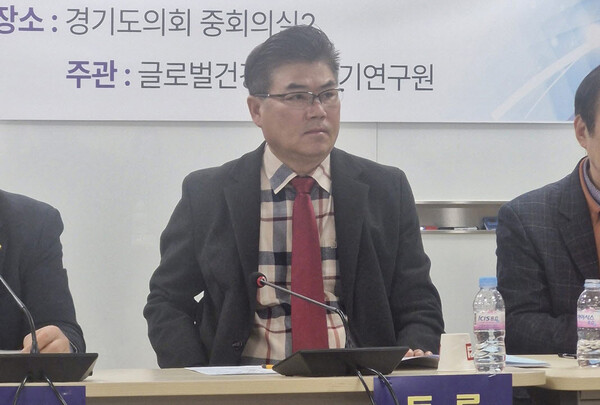 ▲ ‘경기도 건강도시사업 활성화 방안 정책토론회’ 참석한 윤태길 의원.