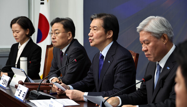 ▲ 조국 조국혁신당 대표가 26일 오전 서울 여의도 국회에서 열린 최고위원회의에서 발언을 하고 있다. /뉴시스