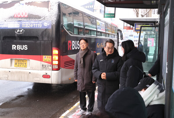 ▲ 출근길 교통상황 점검 나선 김동연 경기도지사.