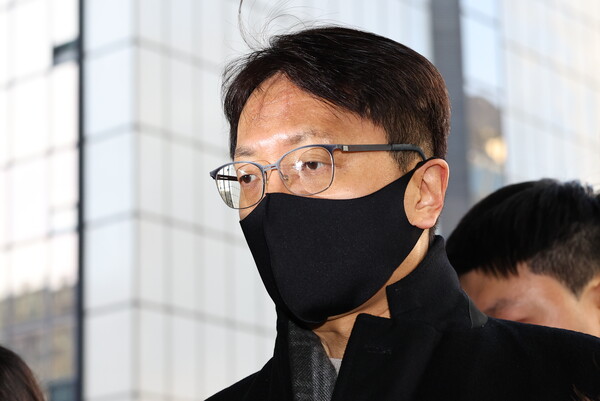 ▲ 지난해 말 국회에서 열린 '쿠팡 사태 연석 청문회'에서 위증한 혐의로 고발된 박대준 전 쿠팡 대표가 3일 오전 서울 마포구 서울경찰청 반부패공공점죄수사대로 출석하고 있다. /뉴시스