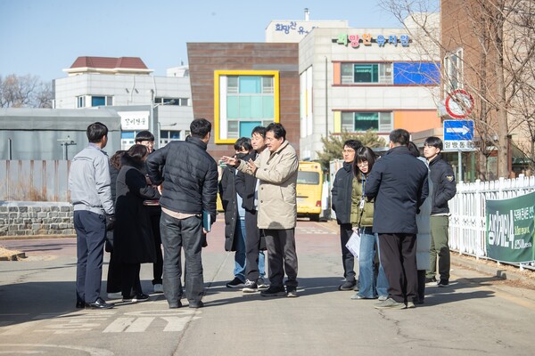 ▲ 통학로 안전점검 실시 모습.