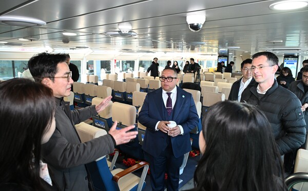 ▲ 한강버스 탑승 및 현장답사 사진.