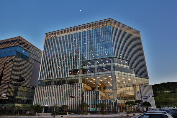 ▲ 피에스케이홀딩스(주) 회사 전경.