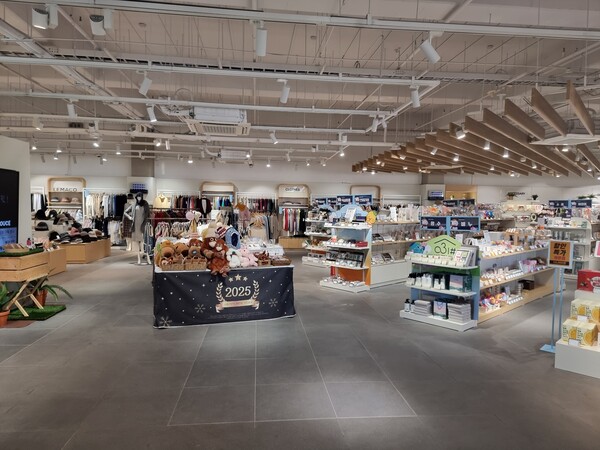 ▲ 시흥프리미엄아울렛 내 운영 중인 지역상생협력매장(시흥꿈상회).