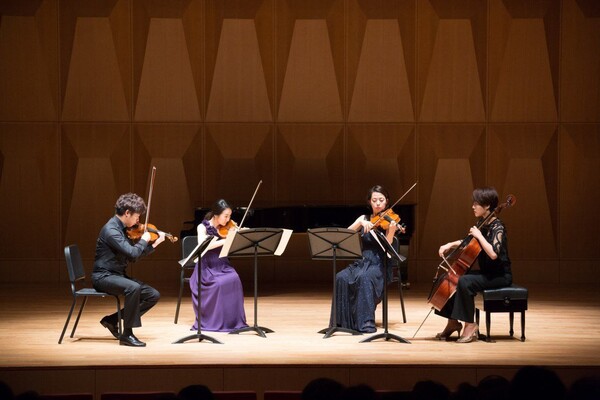 ▲ 경기필하모닉오케스트라 현악 금관 타악이 함께하는 클래식 음악여행.